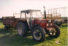 12698103804bafc4cc0d9b7.jpg